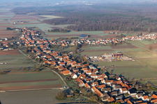 Luftaufnahme von Schleithal im Bundesland Bas-Rhin, Frankreich