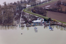 Segelclub RKC Wörth bei Hochwasser im Ortsteil Maximiliansau in Wörth am Rhein im Bundesland Rheinland-Pfalz, Deutschland