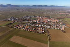 Ortsteil Mörzheim in Landau in der Pfalz im Bundesland Rheinland-Pfalz, Deutschland von einer Drohne aus