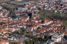 Edenkoben im Bundesland Rheinland-Pfalz, Deutschland von oben