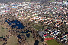 Ortsteil Rheinau in Mannheim im Bundesland Baden-Württemberg, Deutschland aus der Drohnenperspektive