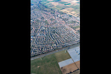 Rülzheim im Bundesland Rheinland-Pfalz, Deutschland aus der Vogelperspektive