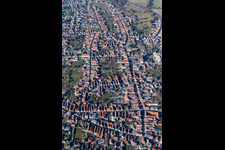 Ortsansicht um die Mittlere Ortstraße in Rülzheim im Bundesland Rheinland-Pfalz, Deutschland
