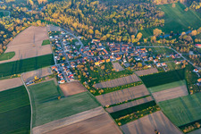 Schrägluftbild von Kauffenheim im Bundesland Bas-Rhin, Frankreich