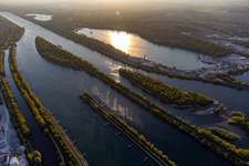 Luftbild von Centrale hydroelectrique EDF de Gambsheim. Rheinschleusse Freistett in Rheinau im Bundesland Baden-Württemberg, Deutschland