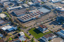 Gebäude der Niederlassung des Baumarktes OBI Markt Freiburg Süd in Freiburg im Breisgau im Ortsteil Saint Georgen-Nord im Bundesland Baden-Württemberg, Deutschland