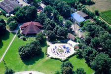 Ortsteil Oberhausen in Oberhausen-Rheinhausen im Bundesland Baden-Württemberg, Deutschland aus der Drohnenperspektive