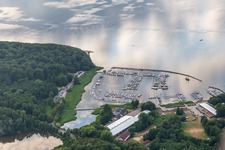 Luftbild von Yachthafen FSC, Flensburger Segel-Club e.V., DHH Hanseatische Yacht- und Segelschule Glücksburg im Ortsteil Sandwig im Bundesland Schleswig-Holstein, Deutschland