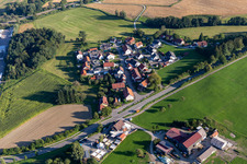 Luftaufnahme von Ortsteil Kürnbach in Bad Schussenried im Bundesland Baden-Württemberg, Deutschland