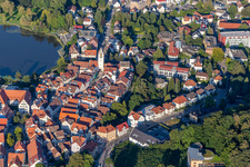 Turm- Bauwerk Wurzacher Tor Rest der ehemaligen, historischen Stadtmauer in Bad Waldsee im Bundesland Baden-Württemberg, Deutschland
