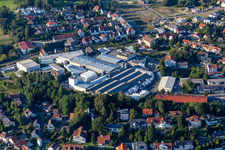 Gebäude und Produktionshallen auf dem Fabrikgelände DER Hirsch Porozell GmbH in Bad Waldsee im Ortsteil Steinach im Bundesland Baden-Württemberg, Deutschland