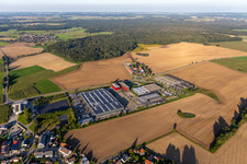 Gebäude und Produktionshallen auf dem Fahrzeugbau- Werksgelände der Carthago Reisemobilbau GmbH in Aulendorf im Ortsteil Rugetsweiler im Bundesland Baden-Württemberg, Deutschland