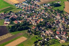 Pfarrkirche St. Johannes Nepomuk im Ortsteil Wilflingen in Langenenslingen im Bundesland Baden-Württemberg, Deutschland