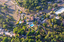 Montauroux im Bundesland Var, Frankreich aus der Luft betrachtet