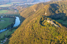 Château fort en ruine de, Belvedere et Fointaine Montfaucon sur le Doubs, Frankreich