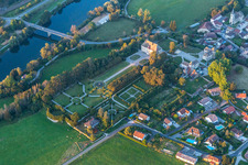 Luftbild von Château de Vaire in Vaire-Arcier im Bundesland Doubs, Frankreich