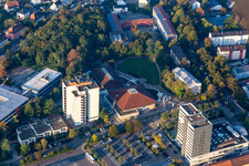 Stadthalle, Stadtgarten in Germersheim im Bundesland Rheinland-Pfalz, Deutschland