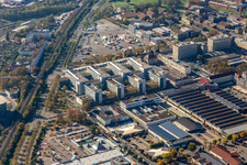 Luftbild von Bürogebäude des Verwaltungs- und Geschäftshauses der ENBW Zentrale an der Durlacher Allee im Ortsteil Oststadt in Karlsruhe im Bundesland Baden-Württemberg, Deutschland