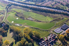 Gelände des Golfplatz Golfpark Karlsruhe GOLF absolute in Karlsruhe im Ortsteil Hohenwettersbach im Bundesland Baden-Württemberg, Deutschland