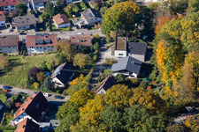Luftaufnahme von Wilhelm-Roether-Straße im Ortsteil Langensteinbach in Karlsbad im Bundesland Baden-Württemberg, Deutschland