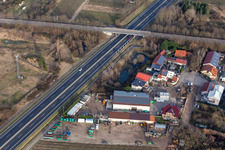 Schrägluftbild von Gewerbegebiet In der Nauroth, GOWA Industrieschallschutz in Ellerstadt im Bundesland Rheinland-Pfalz, Deutschland