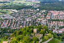 Karlsbastion am Hohentwiel mit Festungsruine von 914 und Panoramablick ist ein erloschener Vulkan in Singen im Bundesland Baden-Württemberg, Deutschland