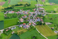 Luftbild von Ortsteil Danketsweiler in Horgenzell im Bundesland Baden-Württemberg, Deutschland