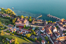 Staatsweingut Meersburg,  Droste-Hülshoff-Gymnasium Meersburg im Bundesland Baden-Württemberg, Deutschland