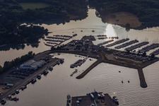 Luftbild von Marina -  Port de Plaisance in Loctudy im Bundesland Finistère, Frankreich