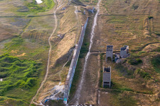Luftbild von Ancienne usine de concassage de galets de Tréguennec im Bundesland Finistère, Frankreich