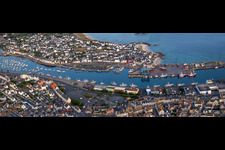 Luftaufnahme von Hafen von Guilvine in Treffiagat im Bundesland Finistère, Frankreich