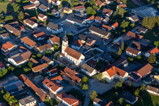 Pfarrkirche Maria Verkündigung in Esterndorf in Roßbach im Bundesland Bayern, Deutschland