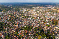 Luftaufnahme von Bruchsal von Nordosten im Bundesland Baden-Württemberg, Deutschland