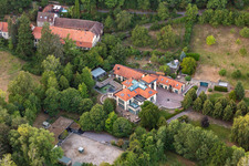 Luftbild von Villa am Hainbach in Gleisweiler im Bundesland Rheinland-Pfalz, Deutschland