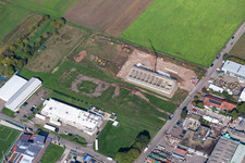 Industriestraße, Hallenneubaustelle in Billigheim-Ingenheim im Bundesland Rheinland-Pfalz, Deutschland