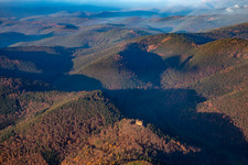 Burg Meisteresel von Süden in Ramberg im Bundesland Rheinland-Pfalz, Deutschland