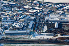 DBK und Bartmann Maschinenbau im Winter bei Schnee in Rülzheim im Bundesland Rheinland-Pfalz, Deutschland
