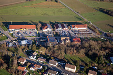 Gewerbegebiet Mühläcker mit Einkaufszentren an der Grenze in Berg im Bundesland Rheinland-Pfalz, Deutschland