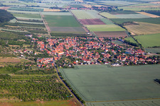 Dingelstedt am Huy von Südosten im Ortsteil Dingelstedt am Huy im Bundesland Sachsen-Anhalt, Deutschland