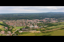 Panorama von Norden im Ortsteil Gernrode in Quedlinburg im Bundesland Sachsen-Anhalt, Deutschland