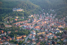 Luftaufnahme von Schloss Blankenburg im Bundesland Sachsen-Anhalt, Deutschland