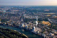 Hinterm GKM im Ortsteil Neckarau in Mannheim im Bundesland Baden-Württemberg, Deutschland