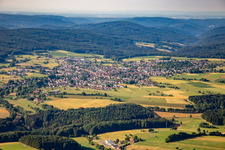 Schrägluftbild von Ortsteil Beerfelden in Oberzent im Bundesland Hessen, Deutschland
