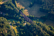 Schrägluftbild von Himbächel-Viadukt im Ortsteil Hetzbach in Oberzent im Bundesland Hessen, Deutschland
