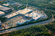 Schrägluftbild von XXXLutz Mann Mobilia Mannheim im Ortsteil Vogelstang im Bundesland Baden-Württemberg, Deutschland