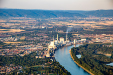 Großkraftwerk Mannheim GKM von Westen im Ortsteil Neckarau im Bundesland Baden-Württemberg, Deutschland