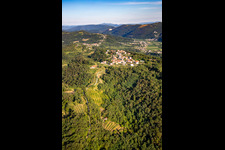 Luftbild von Ortsteil Preserje in Nova Gorica, Slowenien