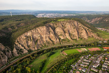 Luftbild von Der Rotenfels "höchste Steilwand zwischen Norwegen und den Alpen" in Traisen im Bundesland Rheinland-Pfalz, Deutschland