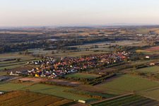 Schweighofen von Nordosten im Bundesland Rheinland-Pfalz, Deutschland
