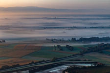 Drohnenaufname von Riedseltz im Bundesland Bas-Rhin, Frankreich